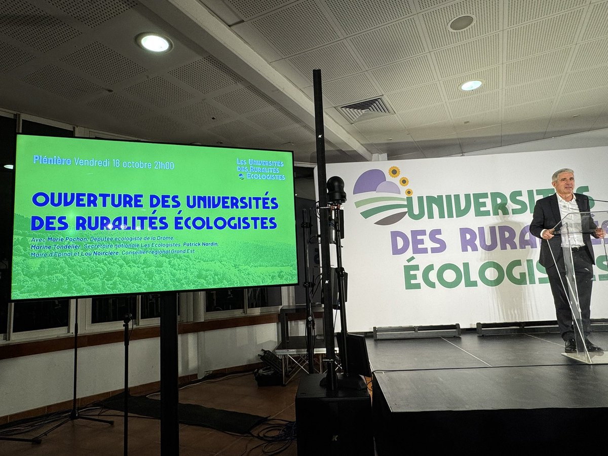 Ouverture des Universités des ruralités écologistes à #Epinal
Avec <a href="/MariePochon/">Marie Pochon</a> <a href="/Lou_Noirclere/">Lou Noirclere</a> <a href="/marinetondelier/">Marine Tondelier</a> <a href="/BenoitBiteau/">Benoît BITEAU</a> <a href="/GhislaineSenee/">Ghislaine Senée</a> <a href="/iordanoff/">Jérémie Iordanoff</a> …
3 jours de débats, d’échanges, d’imagination pour des ruralités heureuses et vivantes