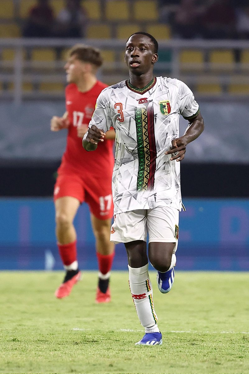 ProwessPitchAfr's tweet photo. After many negotiations and two failed transfer in the summer window, Hamidou Makalou will join the 🇫🇷 Club Stade Brest in winter. Deal nearly done. 

Anderlecht, Slavia Prague and 2 Austrian clubs were in the race as well. Most couldn't pay the asked fee.

#SB29 #Ligue1 https://t.co/hwa9ykeAdj