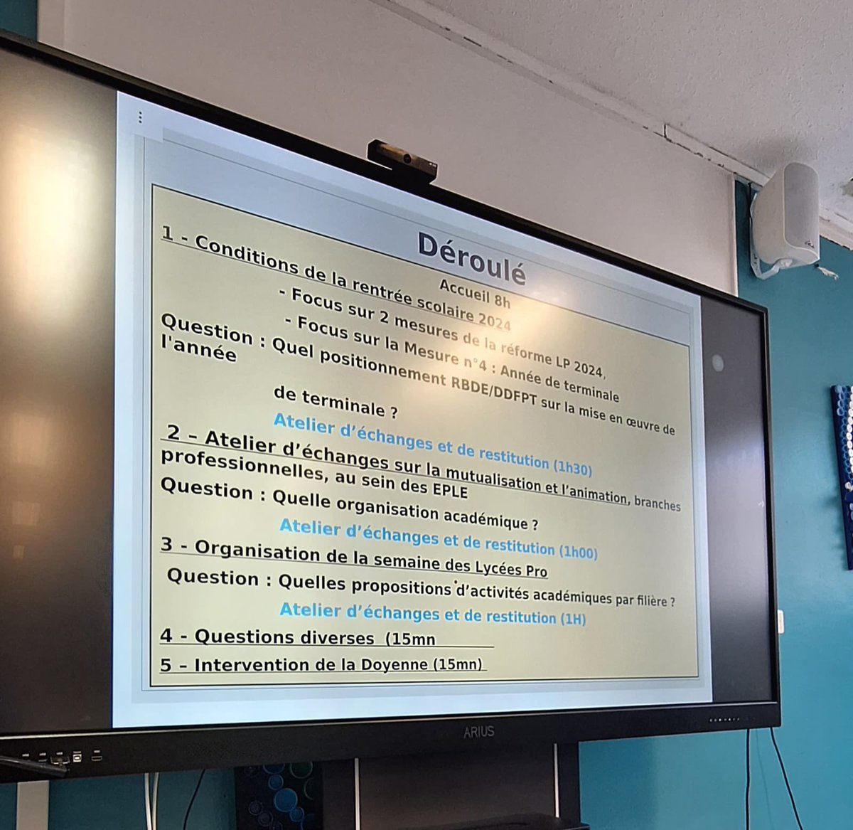 IEN ET, IEN IO et DRAFPIC  à l'initiative de l'atelier d’échange sur les mesures 2 et 4 de la réforme des lycées professionnels. 
Un temps d'échanges destiné aux DDFPT et RBDE et organisé au <a href="/LpoChevalierSG/">LPO CHEVALIER DE SAINT-GEORGES</a>