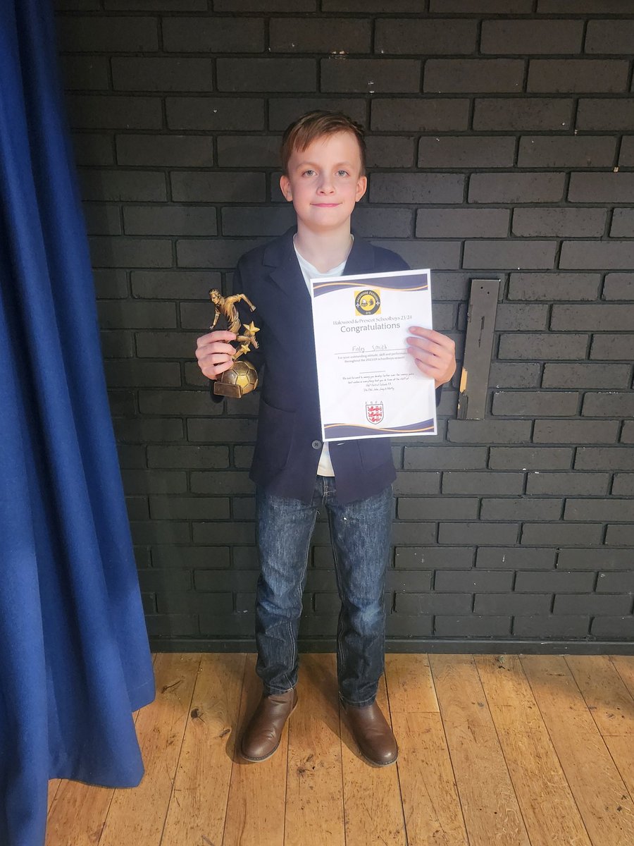 Lauren Smith tweet media