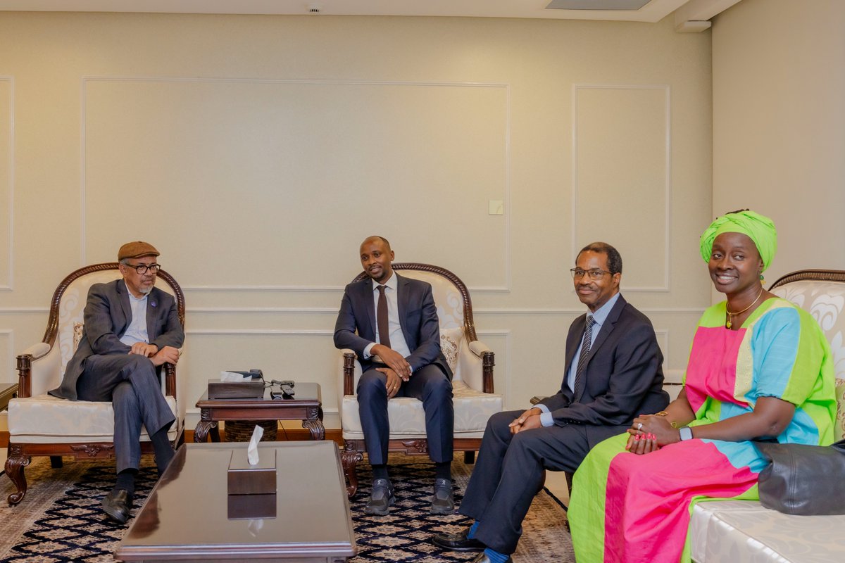 WHO Rwanda (@whorwanda) on Twitter photo .<a href="/WHORwanda/">WHO Rwanda</a> is pleased to welcome <a href="/WHO/">World Health Organization (WHO)</a> DG <a href="/DrTedros/">Tedros Adhanom Ghebreyesus</a> to #Rwanda 🇷🇼. He is on a two-day state visit to witness the progress made in the #Marburg outbreak response in the past few weeks and express solidarity with government, partners, health workers, and those affected .<a href="/WHORwanda/">WHO Rwanda</a> is pleased to welcome <a href="/WHO/">World Health Organization (WHO)</a> DG <a href="/DrTedros/">Tedros Adhanom Ghebreyesus</a> to #Rwanda 🇷🇼. He is on a two-day state visit to witness the progress made in the #Marburg outbreak response in the past few weeks and express solidarity with government, partners, health workers, and those affected