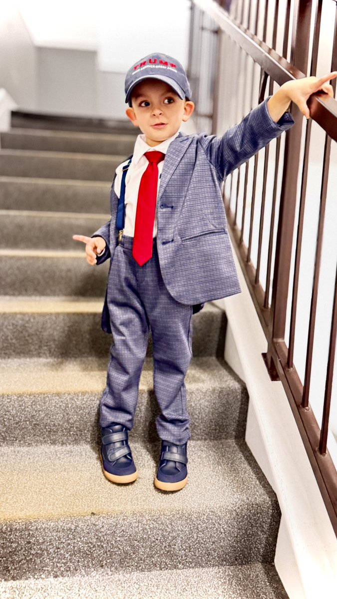 Melissa Anne Teixeira tweet media