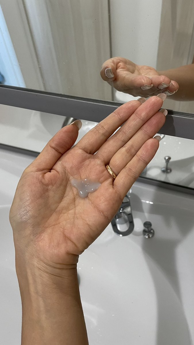 akabanegang's tweet photo. 最近のおすすめお肌ケア🤍
年齢のせいか色々気になる所が出てきて🥺
保湿力も良いし弾力もでる🫶
#labelyoung #ラベルヤング
#koreancosmetics #ショッキングソルムアンプル #韓国化粧品 #エイジングケア#アンチエイジング#美容液#ほうれい線 https://t.co/ZkBj2EJu7o