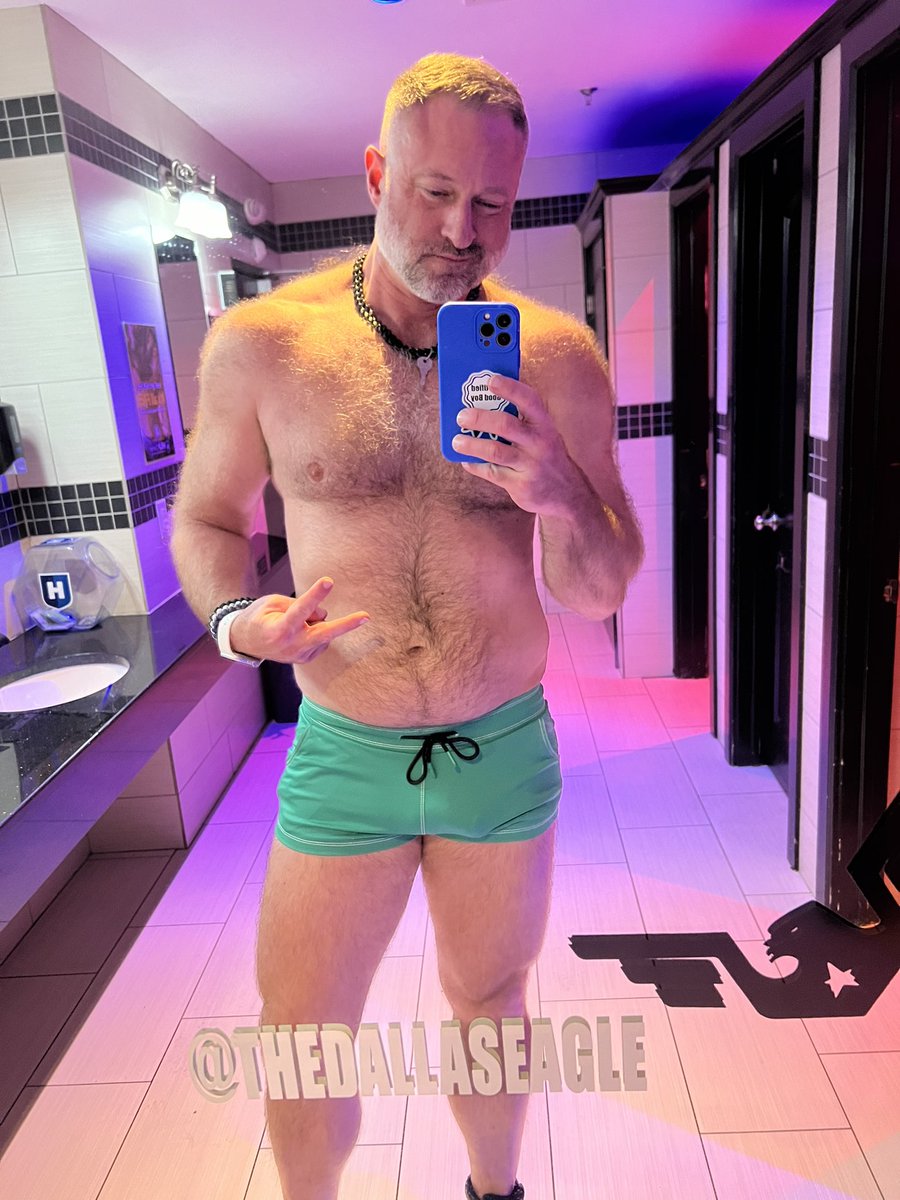 Zaddy John tweet media