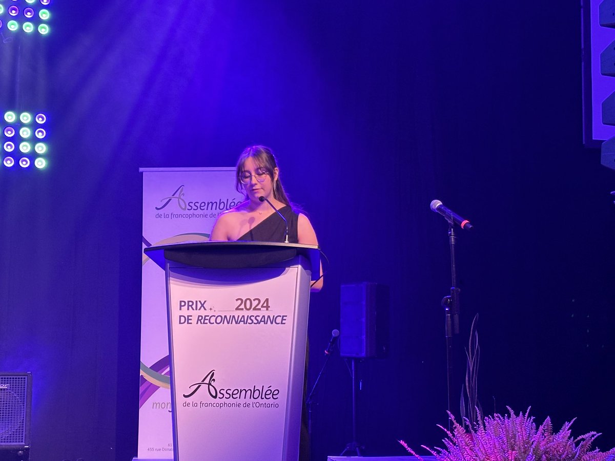 Congrès de l’AFO: le tout nouveau prix de reconnaissance “Coup de cœur” est décerné à Marie-Pierre Héroux.

«Merci à la FESFO de m’avoir outillé dès mon secondaire, à ne pas avoir peur de prendre ma place en tant que jeune et à développer mon leadership», a-t-elle dit.

#onfr