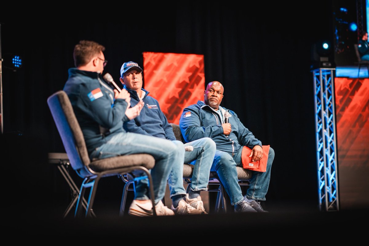 markrobinsonNC's tweet image. The road to recovery shouldn’t be a politically partisan one. Hal Weatherman and I are committed to igniting a rebuild of our great communities on day one! 

The devastation from Hurricane Helene will be felt for months to come.
 
But rest assured, under a Robinson-Weatherman…