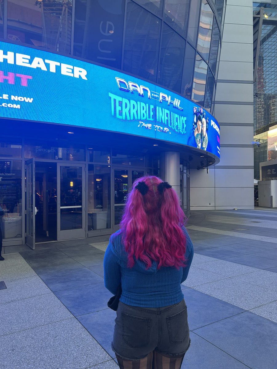 pinofruinedme's tweet image. HAPPY #PHANNIEFRIDAY RAHHHHHHHH!!!!!!