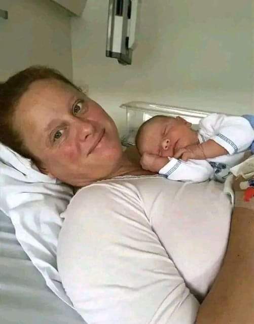 native_history_'s tweet photo. I am 49 years old and I have just become a mother,but so far no one has congratulated me on the happiest day of my life. https://t.co/nwz56rfRAO