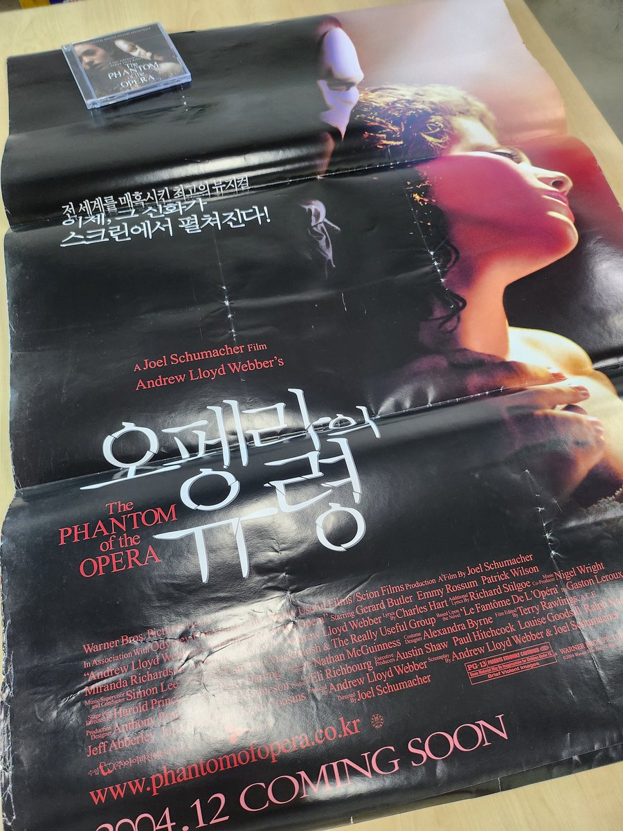 이거 진짜임... 저도 오유에 제 인생을 저당잡힐 거라고는 2004년에 확신했습니다.Translate post