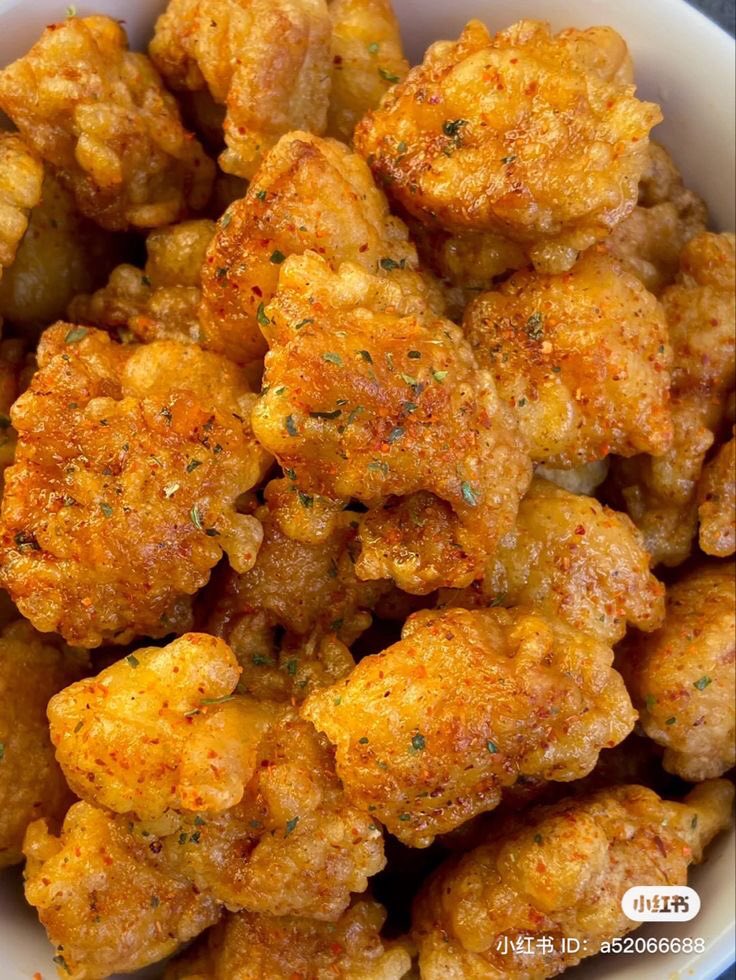 Resep Simpel Chicken Popcorn Boncabe 🍗🌶️🥚

Bahan :

- 500 gram daging ayam tanpa tulang, potong kecil-kecil (seperti popcorn)
- 1 bungkus tepung crispy hot spicy instan (sesuai merek dan ukuran kemasan yang Anda punya)
- 2 telur, dikocok
- Minyak untuk menggoreng
- 1 Sendok