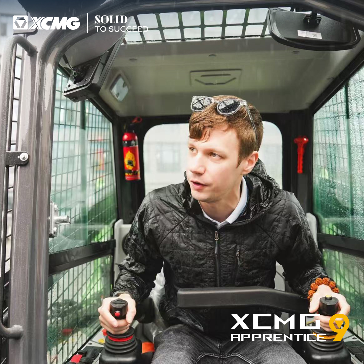 XCMGGroup's tweet photo. Renewable energy means more than product innovationβit empowers people.
Together, we drive forward with teamwork and cutting-edge #XCMGproduct technology. β‘
#XCMG #SolidtoSucceed #Teambuilding #XCMGApprenticeS9 https://t.co/oh2FBp91uA