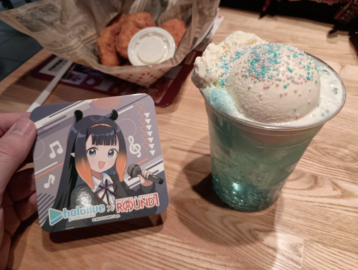 I got Fuwawa's drink and the Ina coaster! #holoR1
I can't believe I was able to do a character collab drink thing like this in america and I didn't even have to travel for it