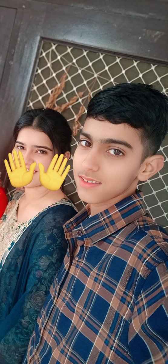 आज मेरे छोटे भाई का जन्मदिन है 
बधाईयां देदो 🥳😍
#Happy_birthday 🎉 #aadi 🤩god bless you 🤗🙌