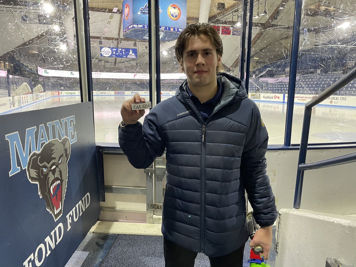 QU_MIH's tweet image. The first of many 👏

Congrats, Borgs!

#BobcatNation x #NCAAHockey