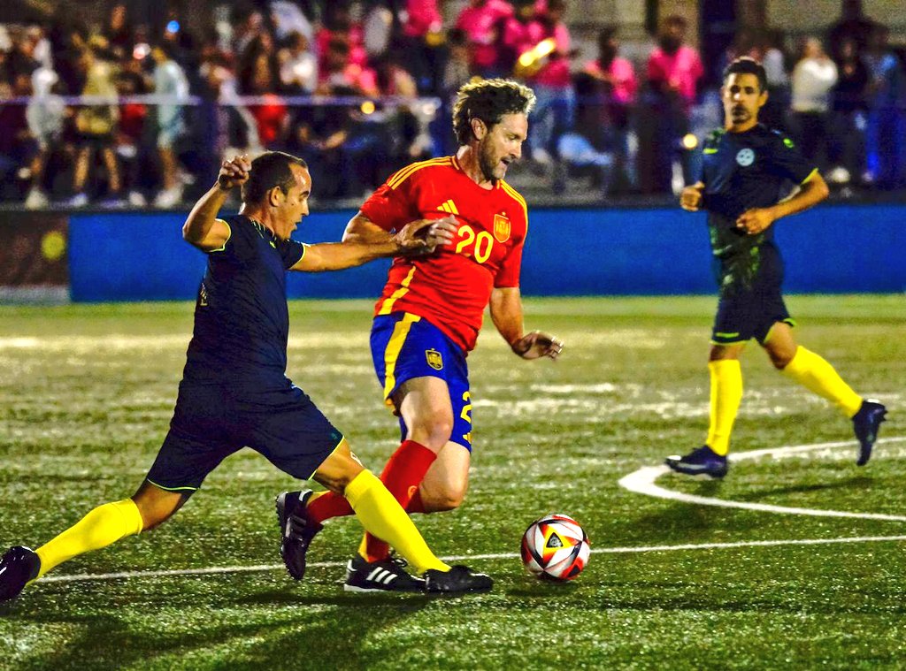 Leyendas España tweet media