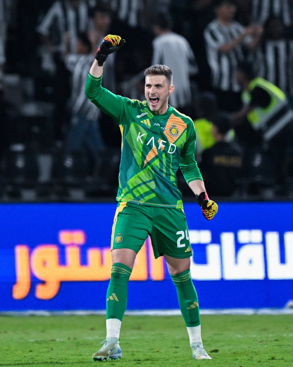 Bentokrepski's tweet image. Big win in a crazy game! This is @AlNassrFC 💛💙🌪️