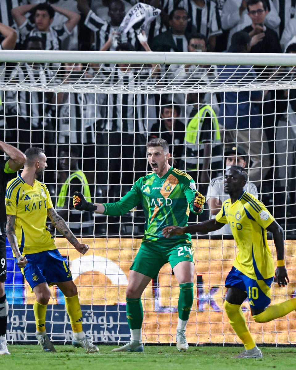 Bentokrepski's tweet image. Big win in a crazy game! This is @AlNassrFC 💛💙🌪️