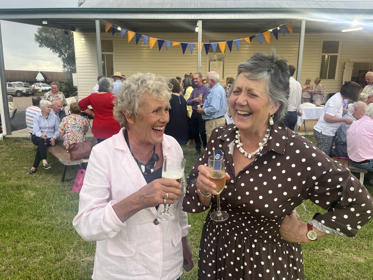heatherewart1's tweet photo. A laugh and a tipple with my old mate Pip Murray at #CWA gathering at #EmeraldHill hall #Backroads https://t.co/JhDTjVM210