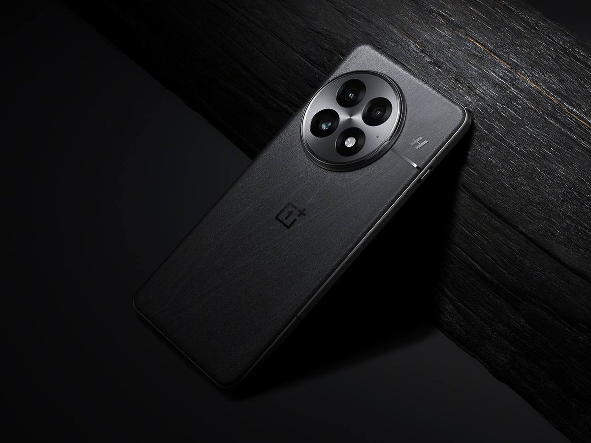 mgtechzone's tweet image. There are reports circulating about the potential design and features of the upcoming OnePlus 13, though none of these details have been officially confirmed. Early leaks and speculation suggest a glimpse of what the device might offer
#OnePlus13 #Androidcommunity #TechNews