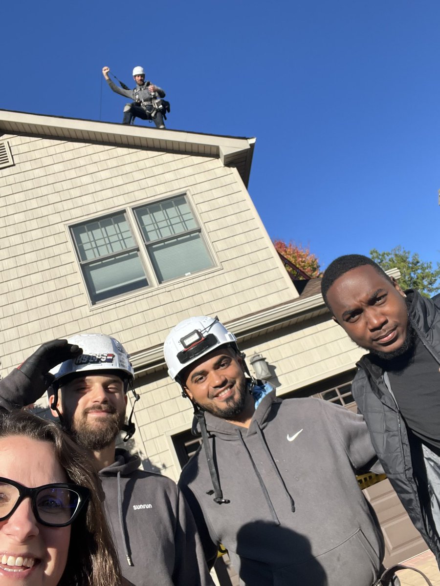 theamyheart's tweet photo. Got a chance to see this amazing Long Island @Sunrun team in action on this beautiful fall day. These folks making it happen #NYSolar https://t.co/QOig6BKb1q