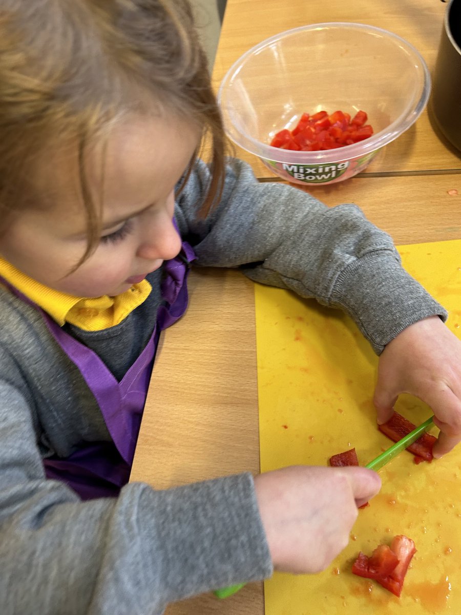 Lucy Coates tweet media