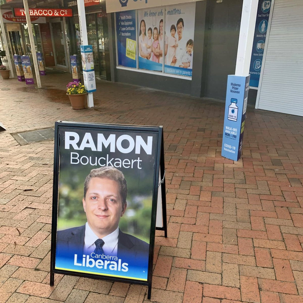 RamonBouckaert's tweet photo. All set up across the electorate, and ready to win! Don’t forget to vote 🗳️ https://t.co/4ykbRR8oxs
