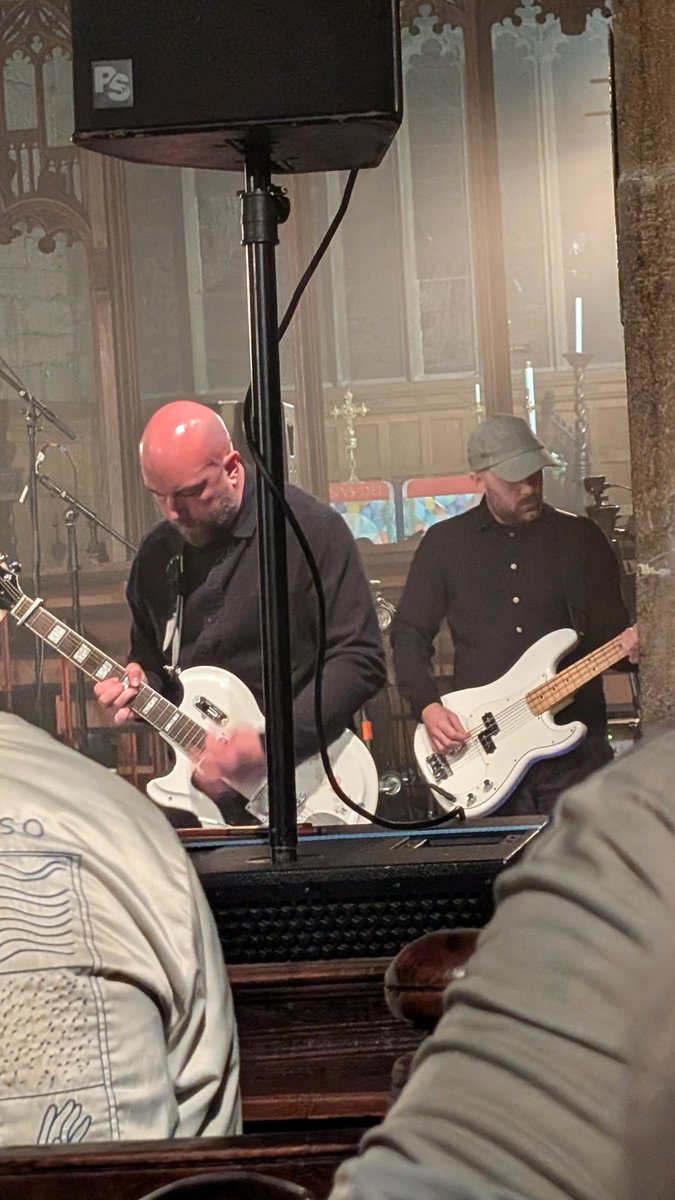 brokenviolin83's tweet photo. Bloody hell, that was a bit good ! 
@lanternstalk &amp; @philipselway 
Thank you all ! ❤️🙏 
@GraystonThe #Halifax #HalifaxMinster https://t.co/kyXtcpSyHw