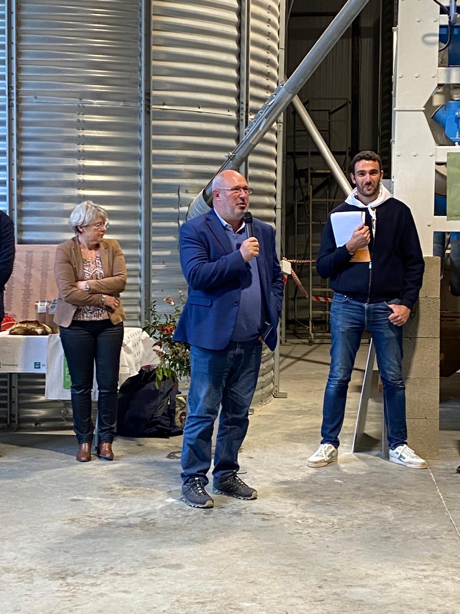 EricSargiacomo's tweet photo. Transformer le blé en farine pour une utilisation en circuit court, c'est le projet de la nouvelle coopérative Haria Blanca #Landes #Mugron Une belle inauguration
Aidée par la Région Nouvelle-Aquitaine, l'Europe et le département des Landes https://t.co/IF2Uz7Zd50