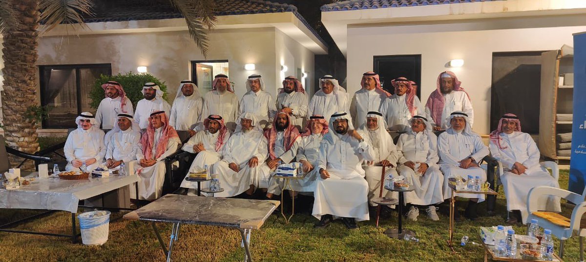 عبد العزيز آل داود tweet media