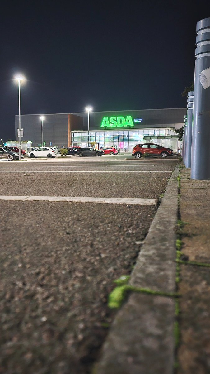Robert1Williams's tweet photo. #photography #thisislowestoft #uk #england #england🇬🇧 #androidphotography #instagood #Lowestoftlife #instagram #unitedkingdom #photooftheday #like #photo #Lowestoft #Suffolk #asda #claremontpier #library #lowestoftlibrary #night #sunset https://t.co/A3JheQReoX