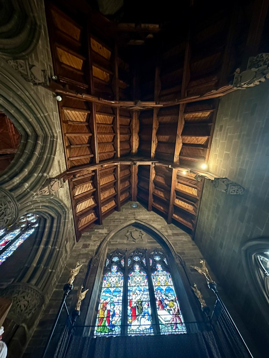 StEdmundsRoch's tweet image. #StEdmundsRoch open this Saturday 12/3pm #Entry &amp;amp; #Tours Free as always #Donations very welcome #Heritage #History #architecture #stainedglass #MasonicHeritage #RochdaleHeritage