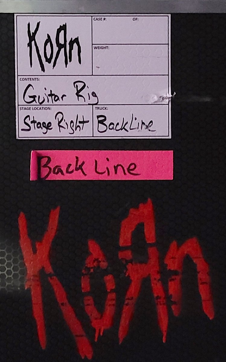 MesaBoogie's tweet image. We got to spend some time with Korn and after an incredible show, they were kind enough to walk us through the rigs they play and show us their Mesa rigs! 

#MesaEngineering #MesaBoogie #LetsMesaBoogie #Korn