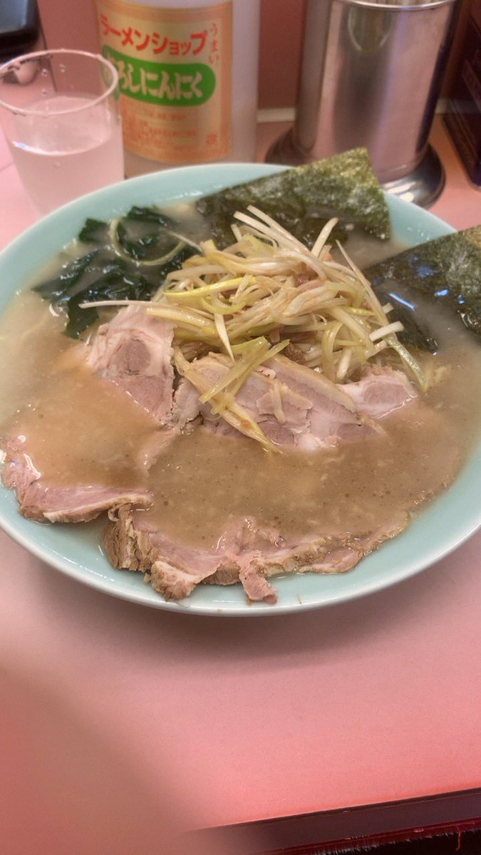 Atsushi_EST's tweet photo. ネギチャーシューメン
ネギライス
ネギ星人 https://t.co/ax0qI3a0i5
