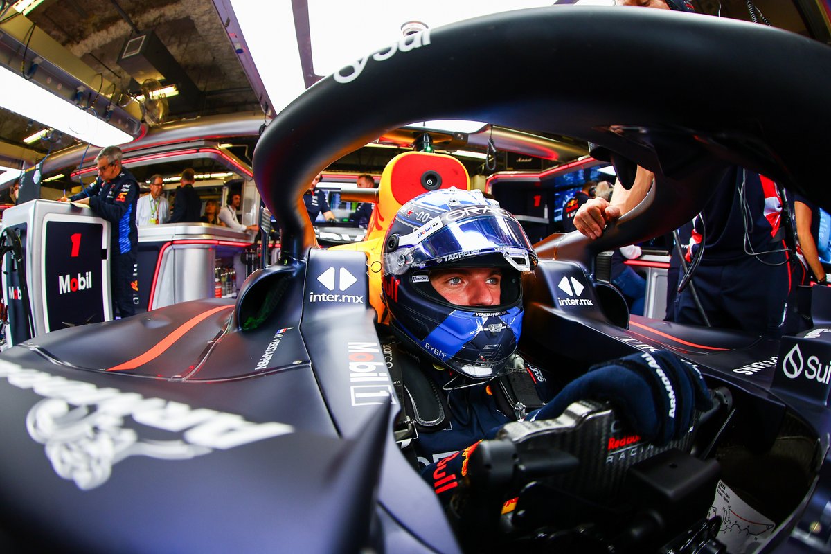 redbulletin's tweet photo. Max 1:32.833 P1!!!
POLE FOR SPRINT!

#USGP https://t.co/bkTzQs05wu