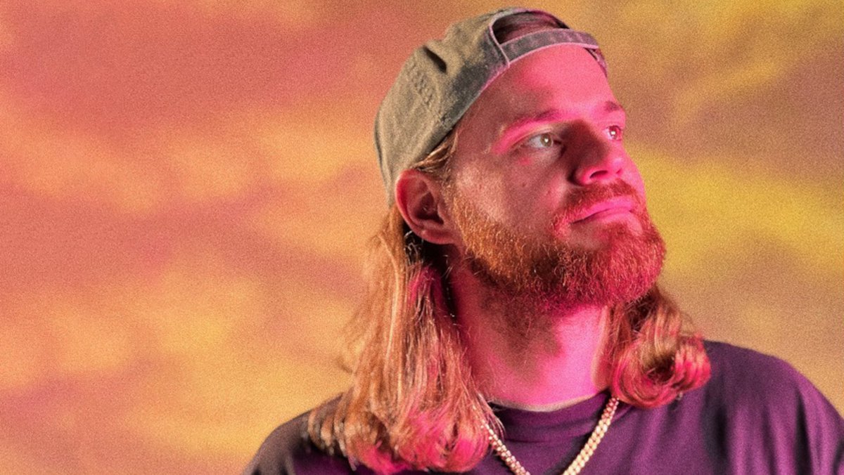 Little Black Book tweet media