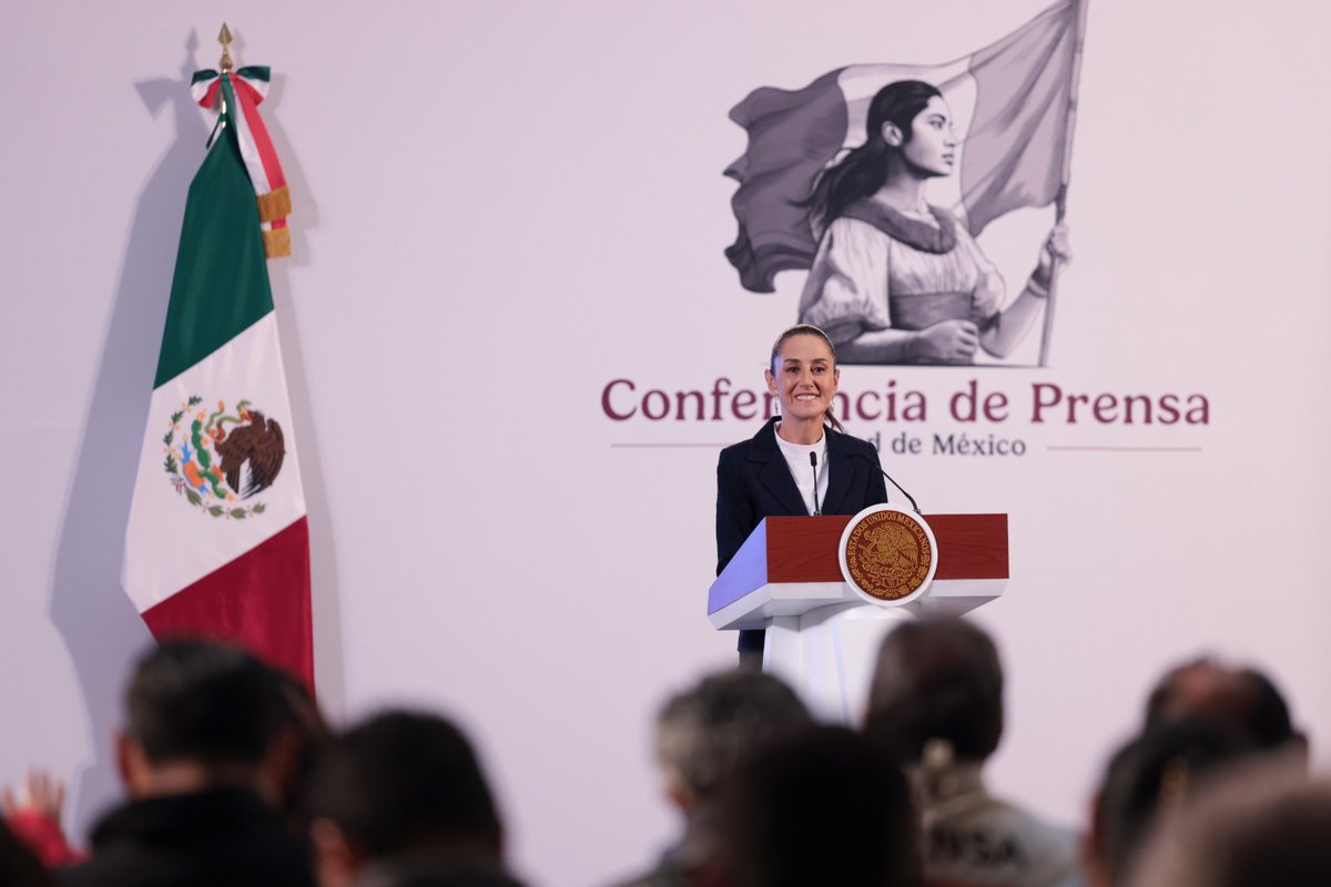 Gobierno de México (@gobiernomx) on Twitter photo #ComunicadoPresidenta
La presidenta <a href="/Claudiashein/">Claudia Sheinbaum Pardo</a> puntualizó que la reforma al Poder Judicial continuará publicada en el Diario Oficial de la Federación.
El amparo promovido por una jueza no tiene ningún sustento jurídico, además de que rebasa sus atribuciones. #ComunicadoPresidenta
La presidenta <a href="/Claudiashein/">Claudia Sheinbaum Pardo</a> puntualizó que la reforma al Poder Judicial continuará publicada en el Diario Oficial de la Federación.
El amparo promovido por una jueza no tiene ningún sustento jurídico, además de que rebasa sus atribuciones.