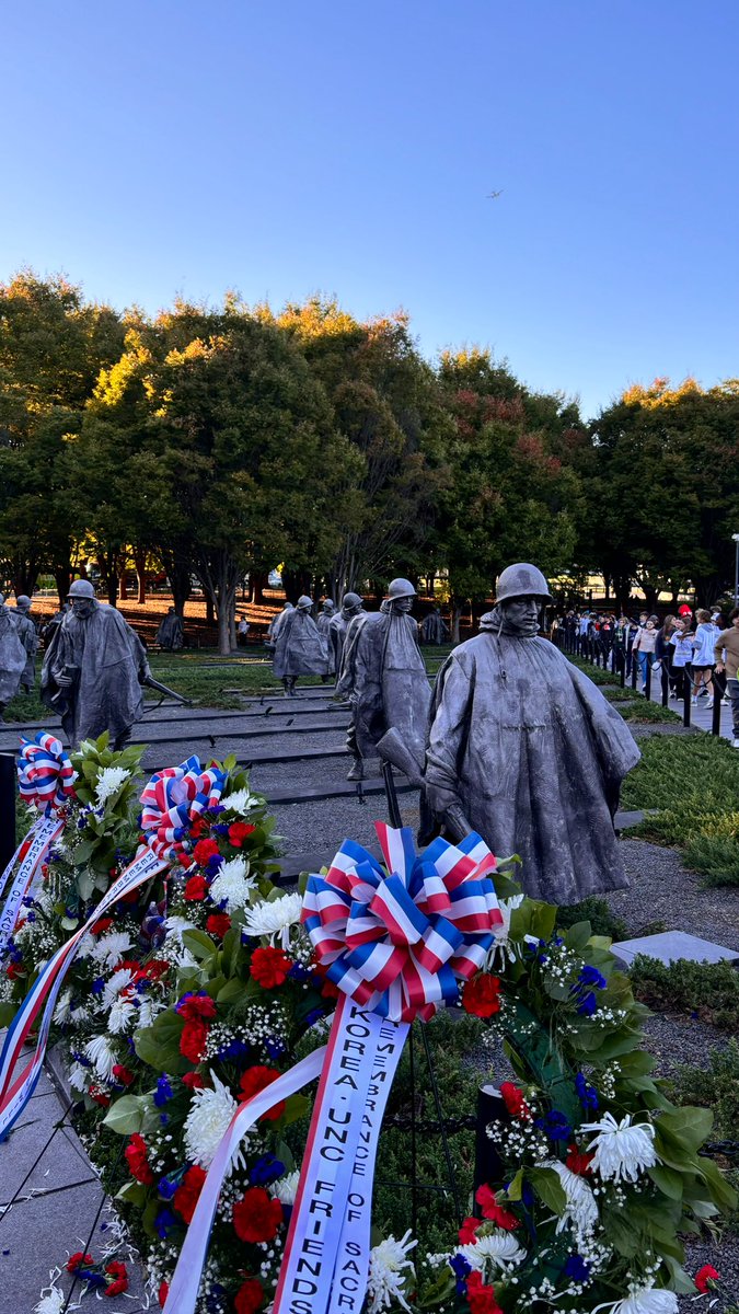 Great to explore DC after sessions. Inspiring and emotional to visit memorials of Lincoln, Dr. MLK, and WWII 🙏🏼