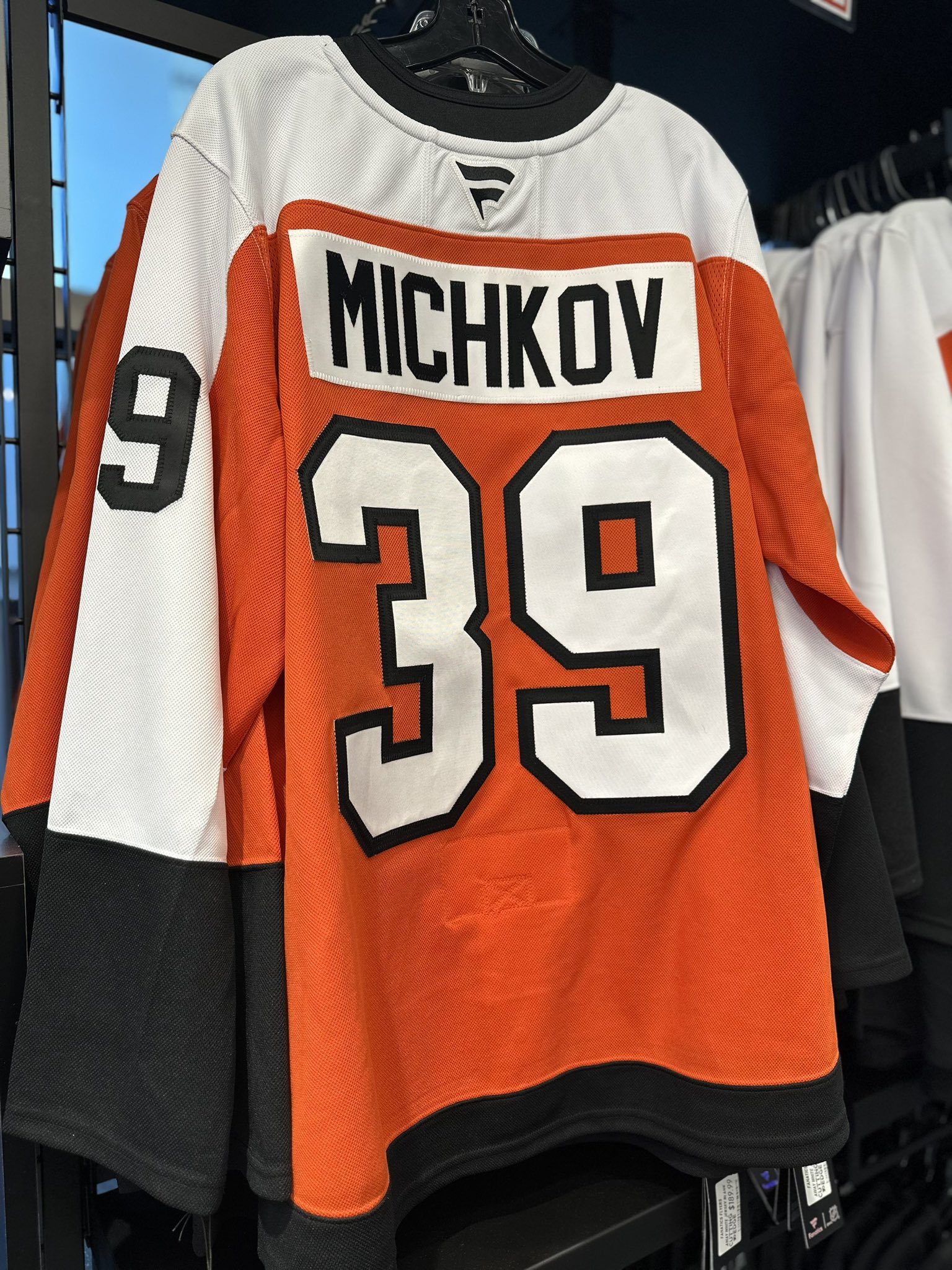 Cutting Edge Pro Shop on X A fresh shipment of Fanatics Flyers jerseys have arrived Grab your favorite player s jersey in home away or black. https t lV05zStZ5T X