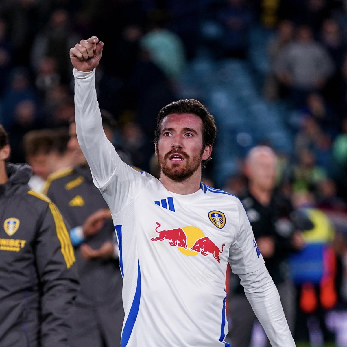 Leeds United tweet media