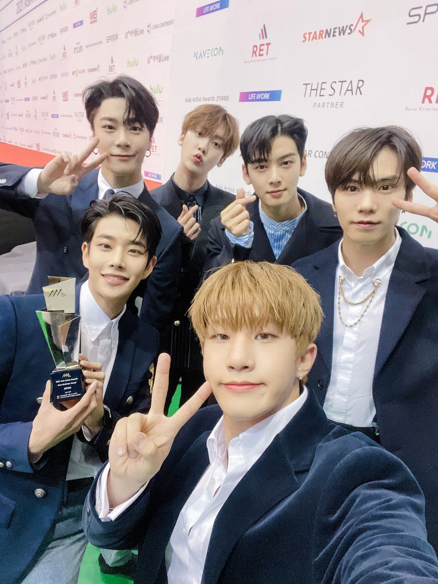 carnivalvirgo's tweet photo. I vote #astro at #2024MAMAVOTE 
@offclASTRO https://t.co/6m1byPlyxE