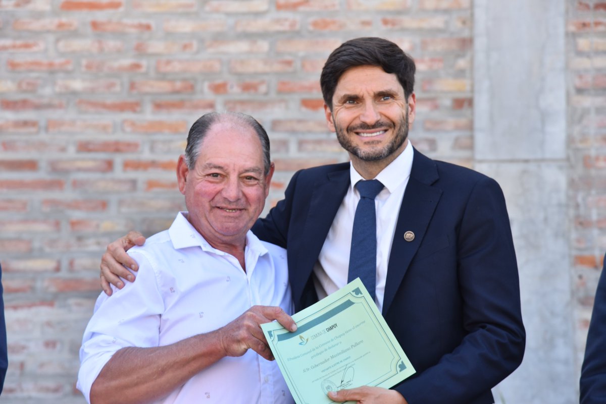 Santa Fe lleva adelante un importante plan de obras para su desarrollo y futuro. Hoy en #VenadoTuerto, avanzamos con la apertura de sobres para la construcción de la nueva circunvalación, una inversión de casi 30.000 millones de pesos que va a mejorar la conectividad y el