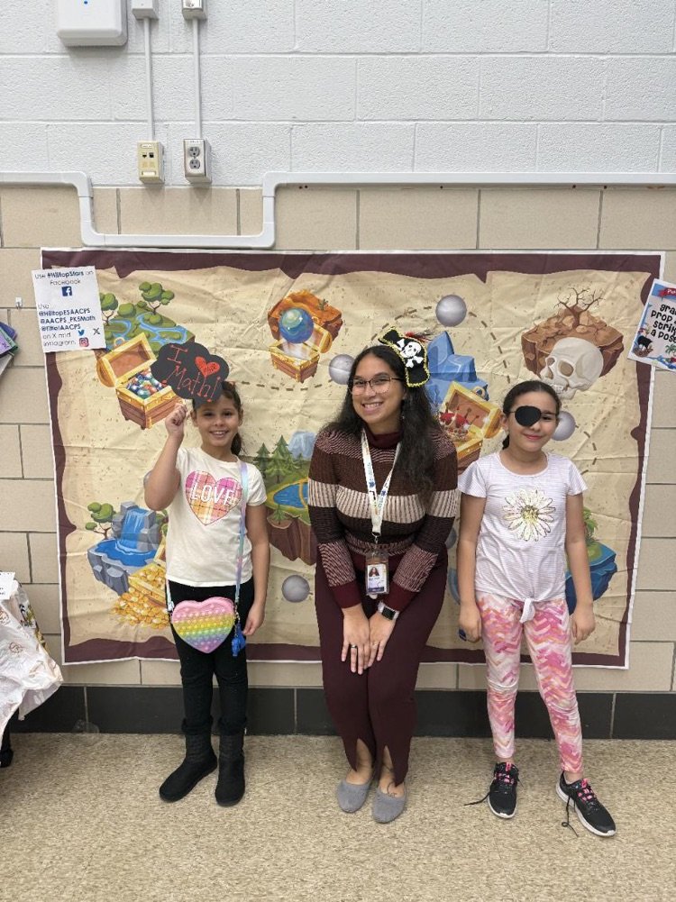 HilltopESAACPS's tweet photo. Connections before content! This week at Hilltop ES, we've had a blast engaging our scholars and families, from building relationships to learning together at Title I Math Night. It’s all part of the fun on the Hill! #HilltopStars #CommunitySchool

Have a great weekend! https://t.co/nwvlxH5TH6