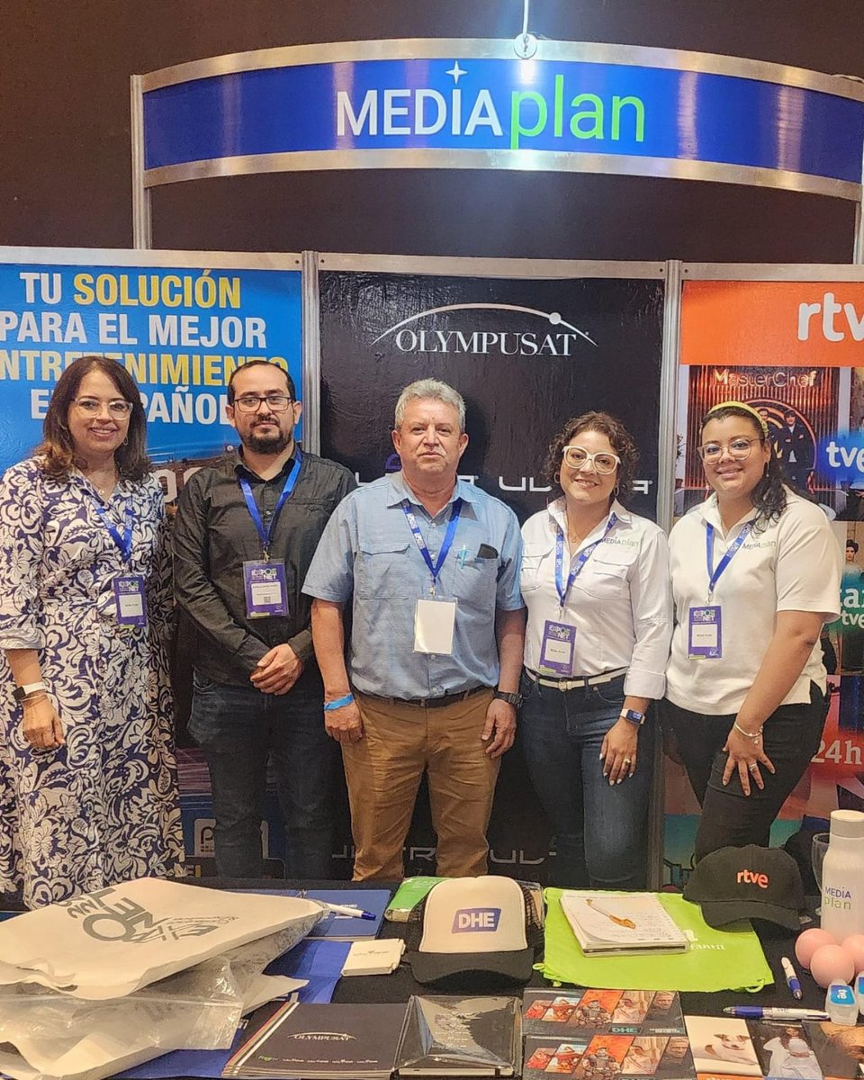 MediaPlanGT's tweet photo. Día 2 terminando Exponet, ¡gracias a todo nuestro equipo y a los clientes amigos que nos visitaron! 🙌💼🤝

#MediaPlan #ExpoNet2024 #InnovaciónDigital #Tecnología #Entretenimiento #Networking #CreciendoJuntos https://t.co/uoGBBUxL2i