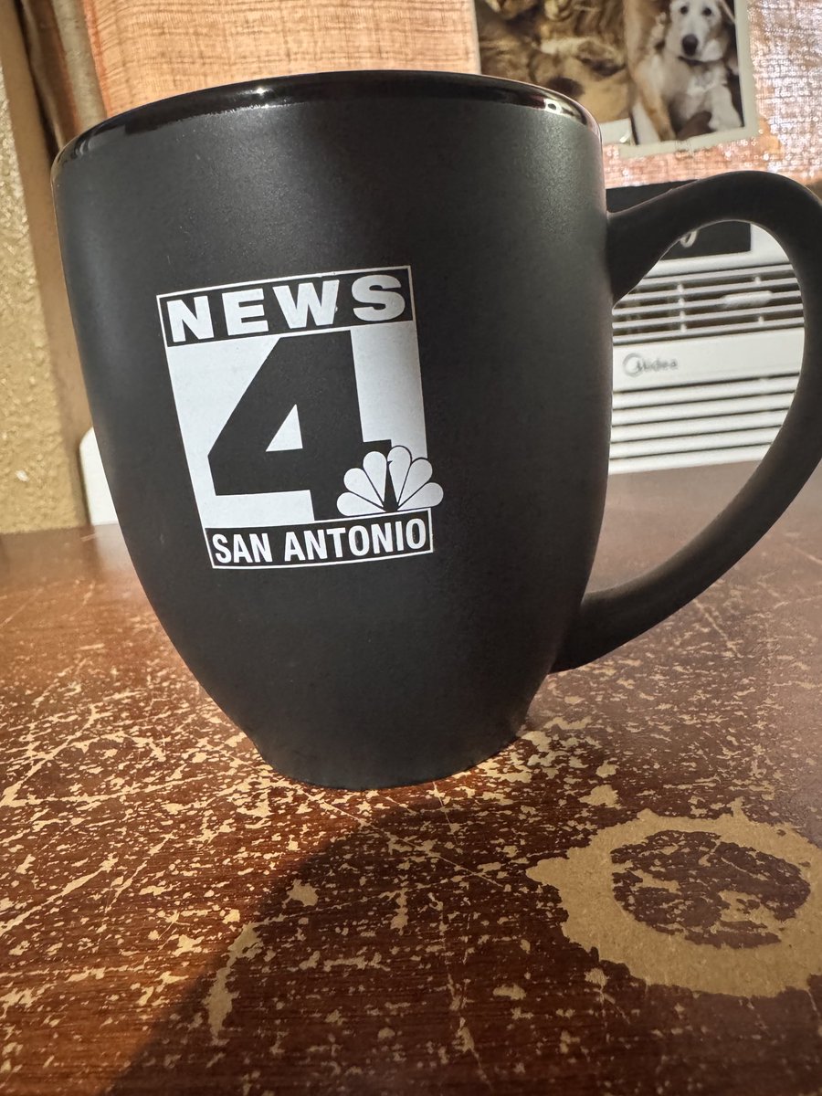 ⁦<a href="/ChrisSuchanWOAI/">Chris Suchan</a>⁩ thanks for my News4 Mug!! It’s coffee/Hot cocoa time!!