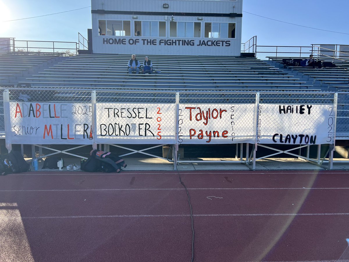 MVHS Cheerleading tweet media