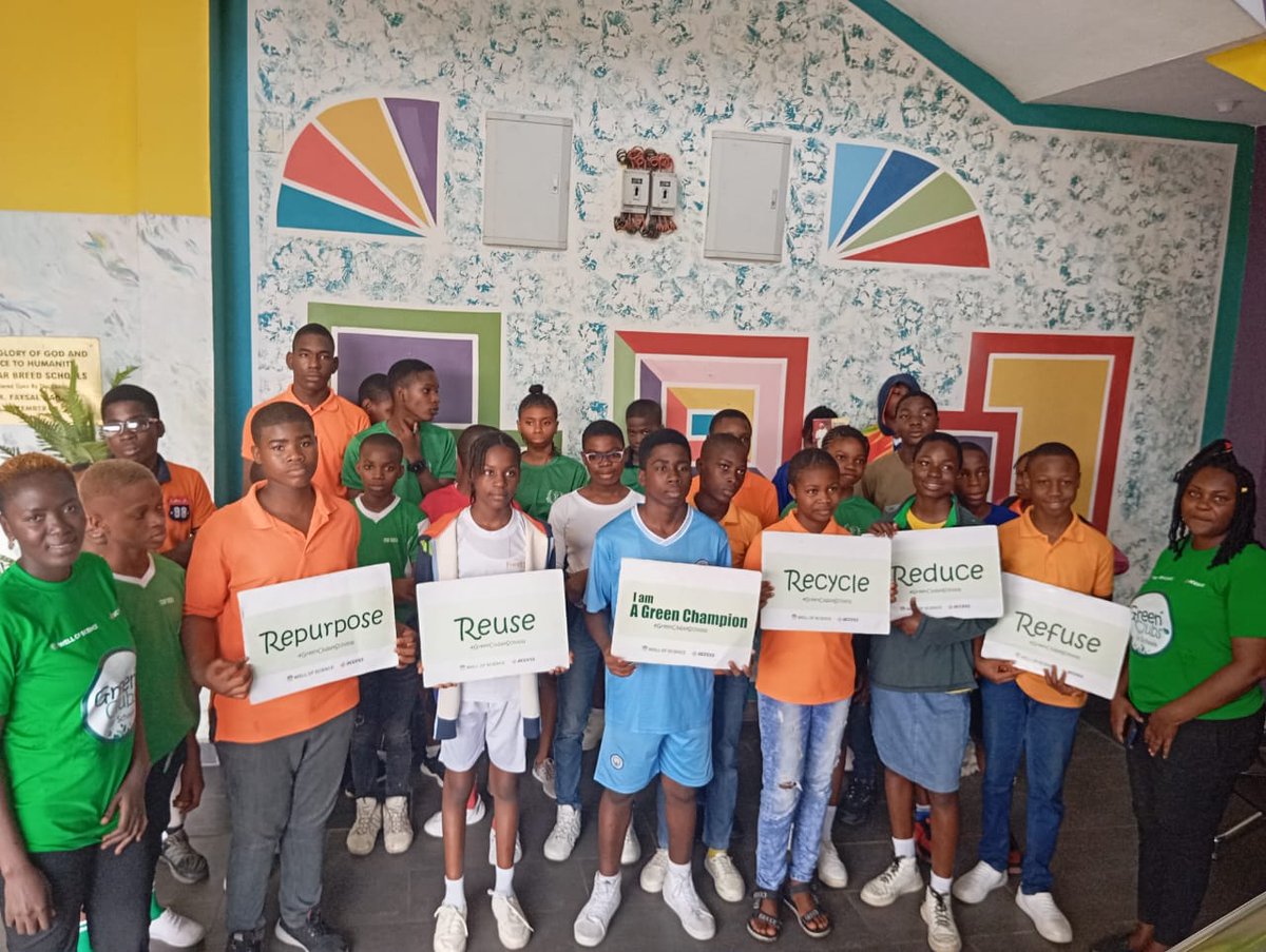 Well0fScience1's tweet photo. Green Club, Starbreed Schools,Uyo. 
  
The Green Club for Schools Project, supported by @myaccessbank is designed to establish green clubs in 70 secondary schools across Akwa Ibom and Rivers State. 
#GreenClub4Schools
#Sustainability #WellofScience https://t.co/7Fnm90i2Uv