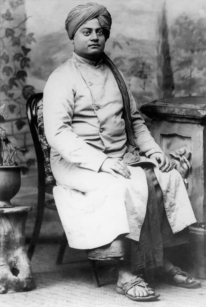 srkpashramam's tweet photo. Bless others when they revile you. Go where people hate you; let them thrash the ego out of you, and you will get nearer to God.

SWAMI VIVEKANANDA https://t.co/zwpRIOIa84