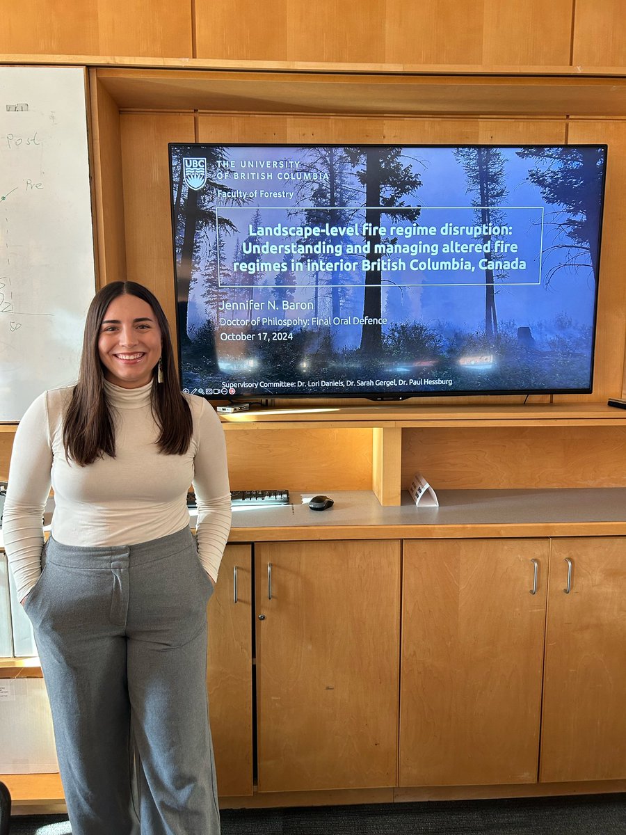 jen_baron_'s tweet image. Officially Dr. Baron! 🎓
Yesterday I passed the final defence of my PhD at @UBCForestry. Many thanks to all those who supported this journey over the past 5 years 🩷.
Looking forward to the next chapter as Assistant Professor of Fire Ecology at @ubcokanagan!
#PhDone #PhDLife