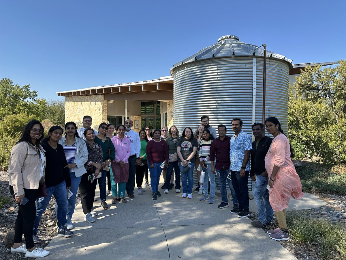 I enjoyed spending the day with @coppellisd parents that are new to the country on the #CoppellESLBIL Newcomer Community Bus Tour! <a href="/CISDCommunity/">Stacy A McGill</a> <a href="/CoppellESLBIL/">Dr. Anita de la Isla</a>