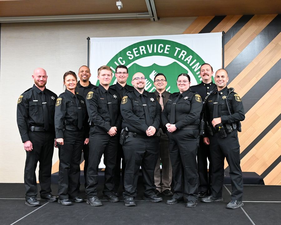 WCSO leadership was onsite, along with family and friends, to celebrate six of our Corrections Academy graduates from the Washtenaw Community College Fall Class of 2024. Congratulations to our newest WCSO Corrections Deputies! #washtenawsheriff… dlvr.it/TFVMhY